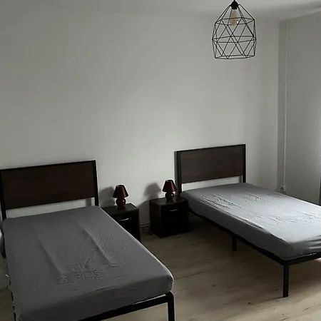 Grosszuegige Ferien Monteurwohnung In Perfekter Lage Apartmán Achim